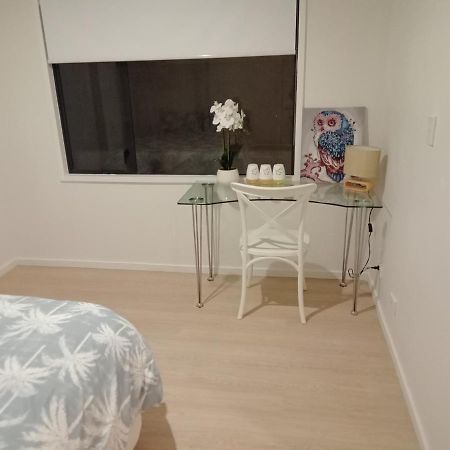 Central One Bedroom Apartment Окленд Екстер'єр фото