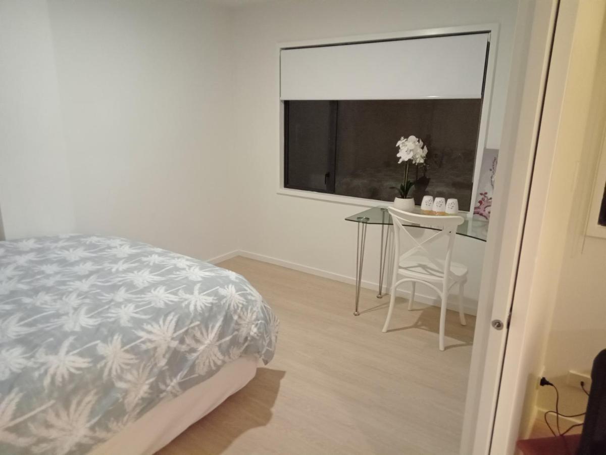 Central One Bedroom Apartment Окленд Екстер'єр фото